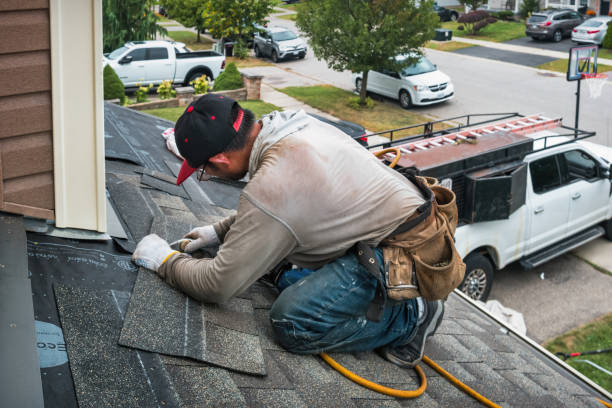 Professional Roofing technician working in Menlo Park, CA